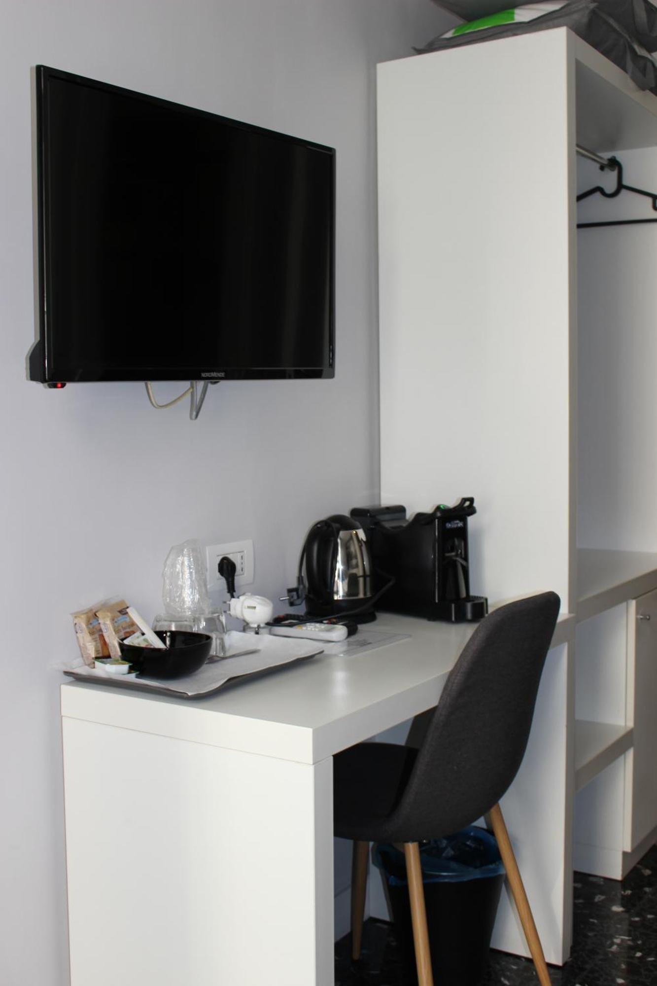 Beverello Rooms Napels Buitenkant foto
