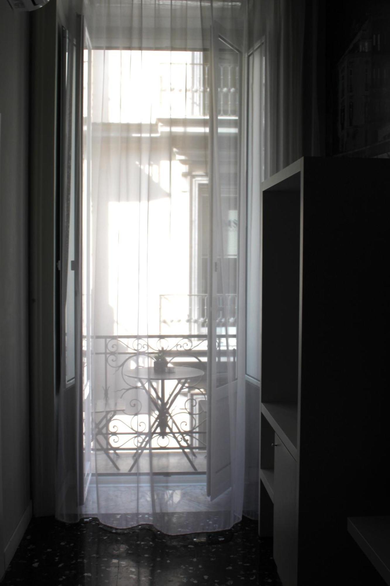 Beverello Rooms Napels Buitenkant foto